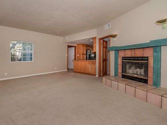 3rd image of 2460 S Crestline Dr