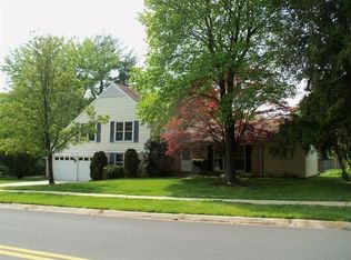 9105 Falls Chapel Way, Rockville, MD