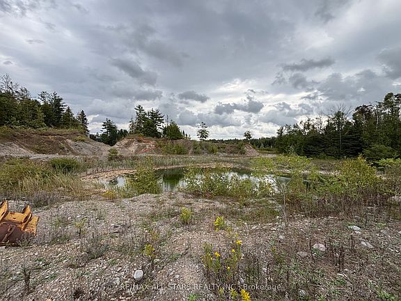 5th image of 36 Creek View Rd