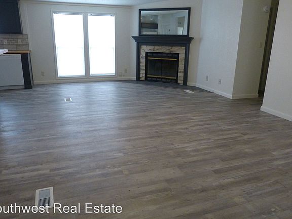 2nd image of 1111 Sheriff Ave