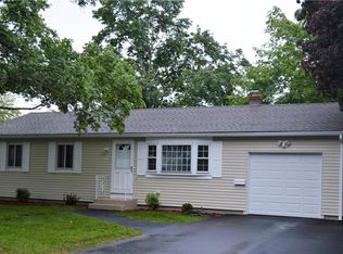 65 Villa Ave, Warwick, RI 02886