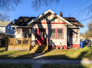 812 11th St N, Fargo, ND 58102