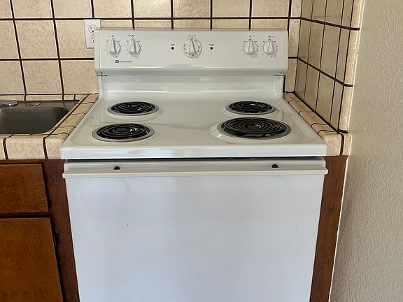2nd image of 1491 Sunnyslope Rd #2