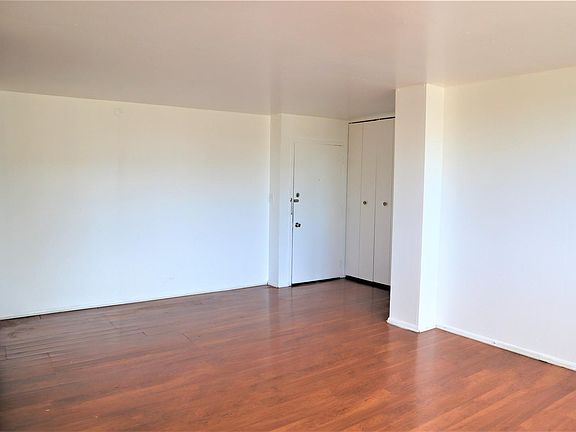 5th image of 4350 W Ford City Dr APT B1307