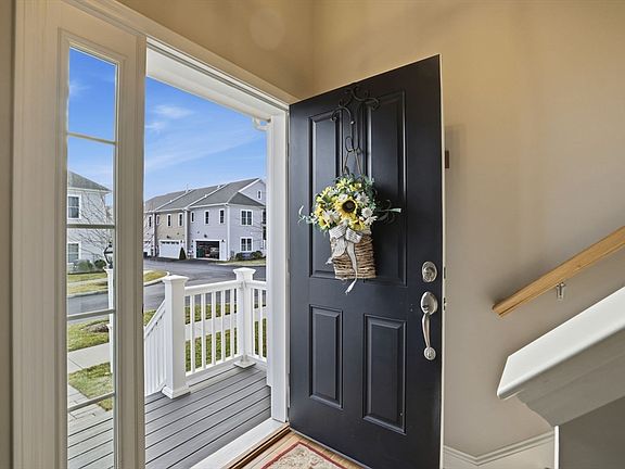4th image of 20 Daisy Ln
