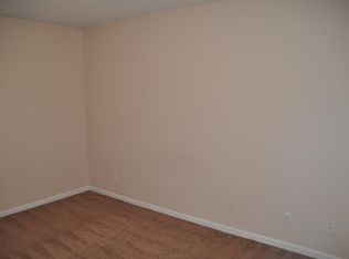 688 Mountain View Rd, Boiling Springs, SC 29316