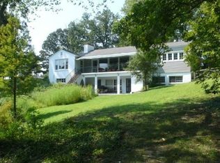 4 Madison Cir, Newport News, VA 23606