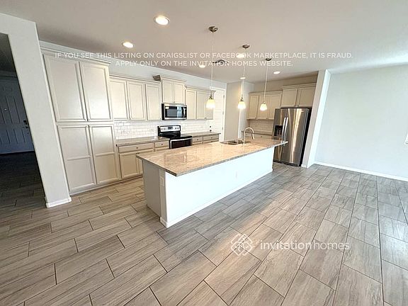 3rd image of 18240 W Carlota Ln