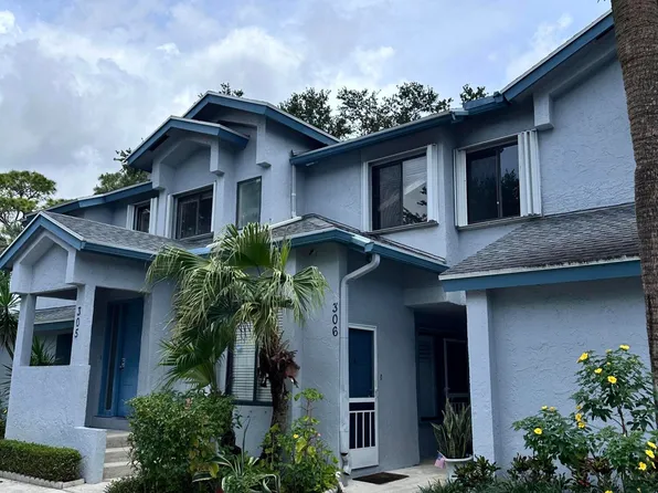 306 Harbour Pointe Way, Greenacres, FL 33413