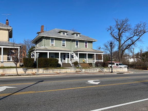 2nd image of 1817 Park Ave