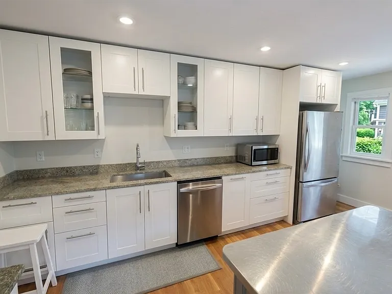 30 Cypress St #2 — Photo 5