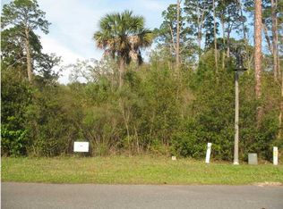 270 Acola St, Apalachicola, FL 32320