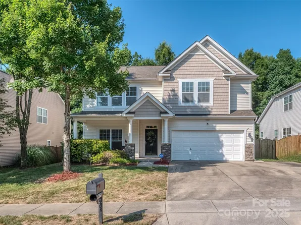 3511 Dominion Green Dr, Charlotte, NC 28269