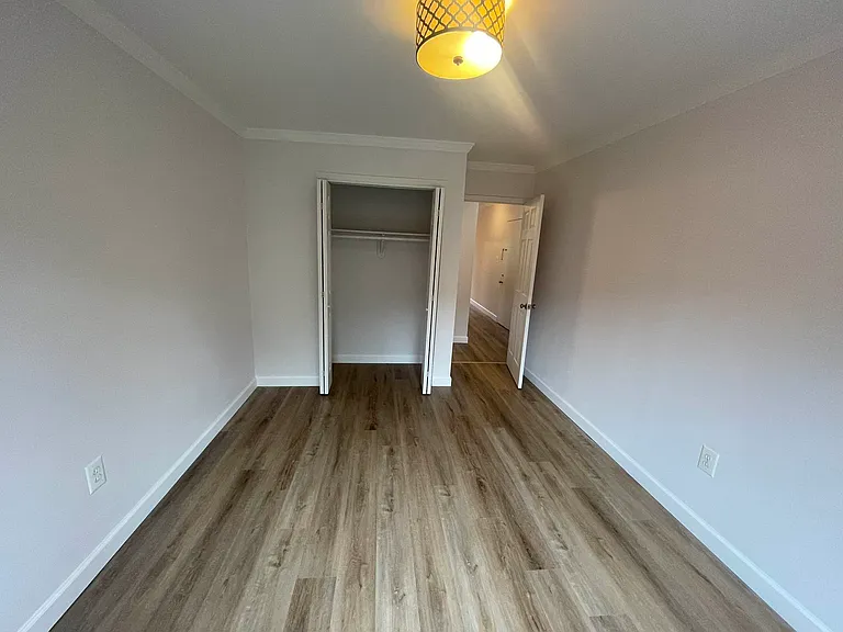 1443 5th Ave #3 — Photo 10