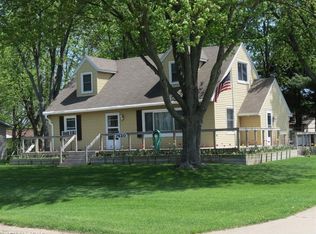 7420 Harmon Ln, Jenison, MI 49428