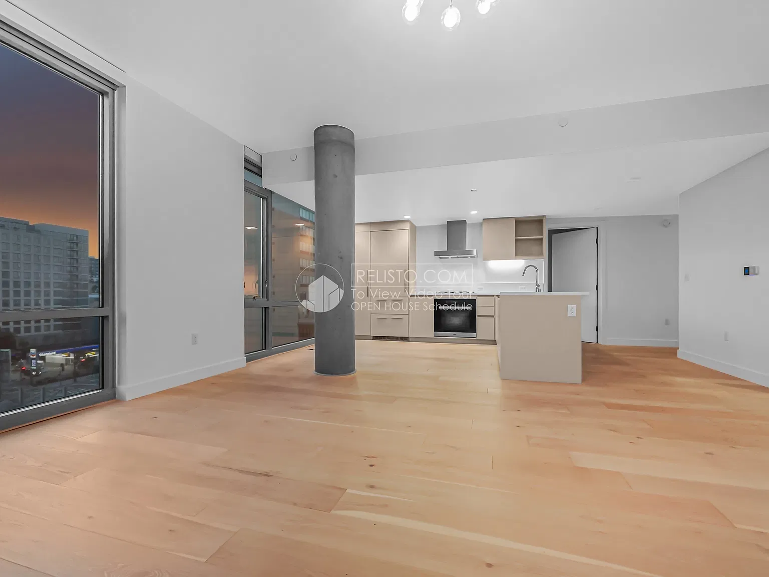 2 bed, 2.0 bath, 1100 sqft, $7,325 — Photo 3