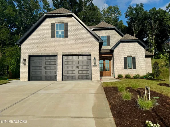 9902 Rio Bravo Ln, Knoxville, TN 37922