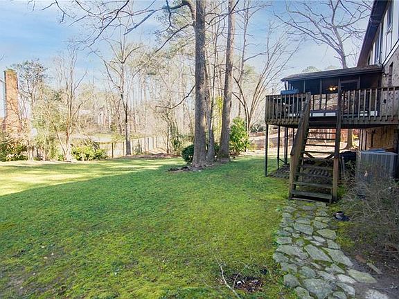 5th image of 5751 Berryton Ct