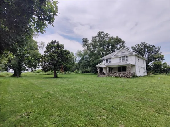 21250 County Line Rd, Trimble, MO 64492
