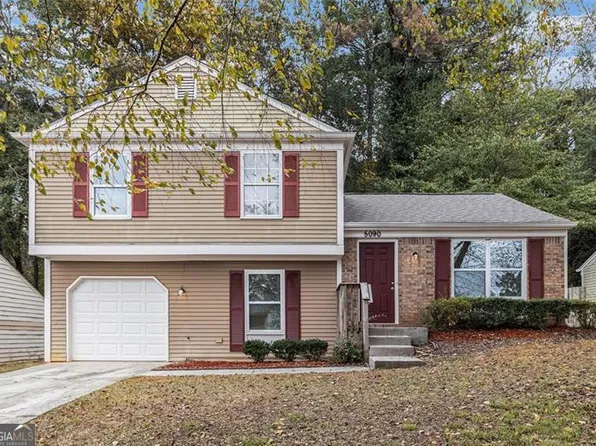 5090 Plantation View Trl, Stone Mountain, GA 30088