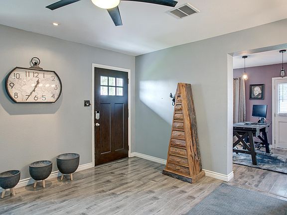 05_86007_N_9th_St__05