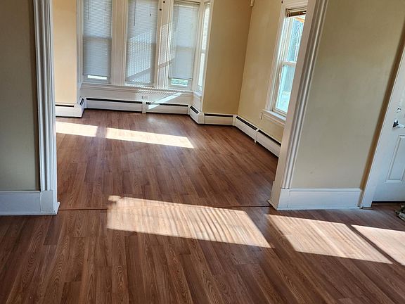 Open concept Dining room /Livingroom