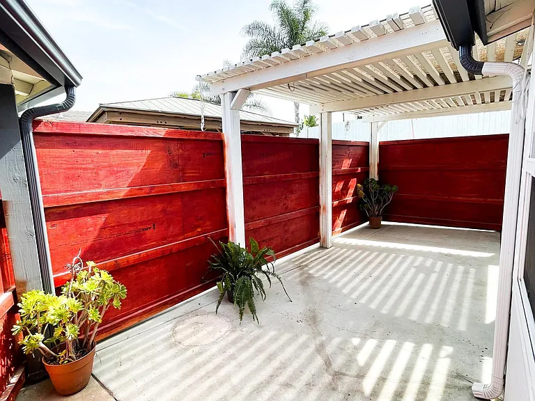 6 E Bonita Rd — Photo 23