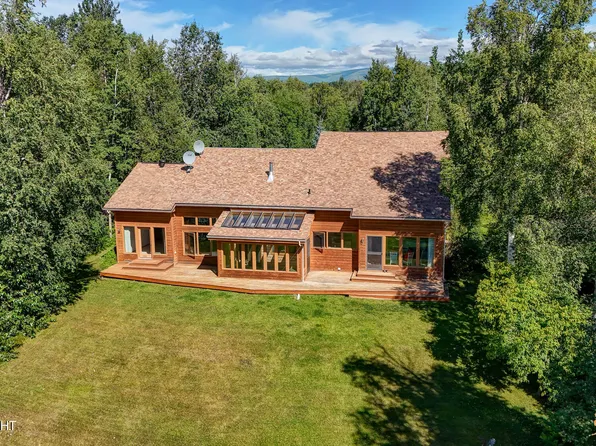 720 W Selina Ln, Wasilla, AK 99654