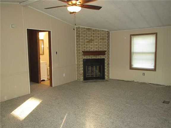 5th image of 118 Cottonwood Dr