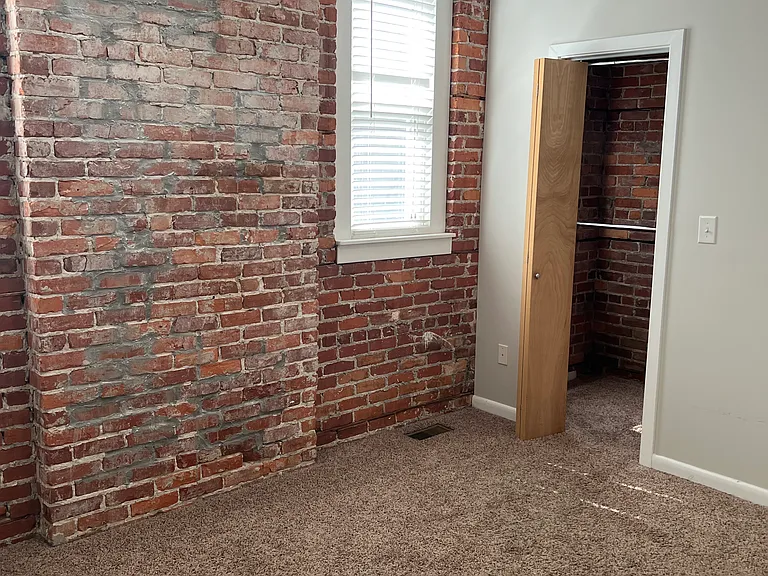 1025 Redgate Ave #2 — Photo 10