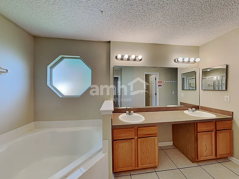 2931 Plum Orchard Dr — Photo 14