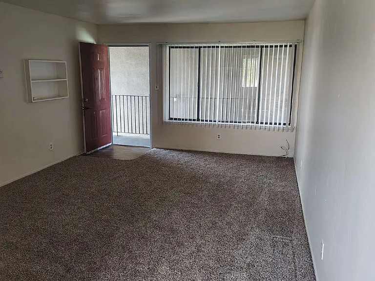 2125 North Ave #17 — Photo 13