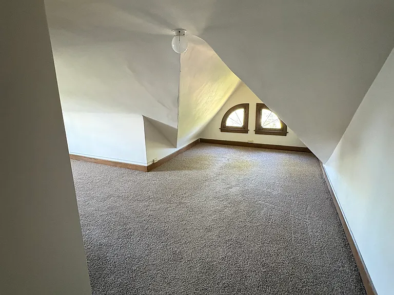 15735 Clifton Blvd #3 — Photo 8