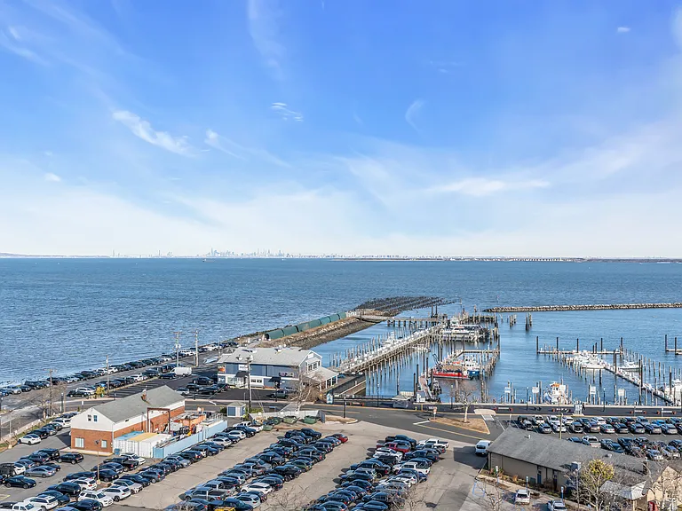 ELK Harbor View LLC — Photo 35