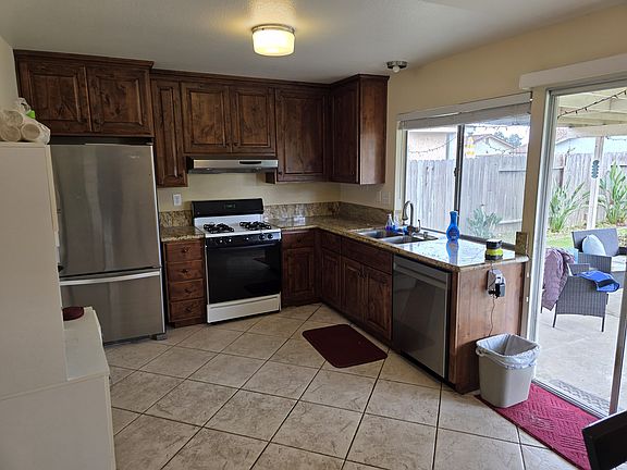 2nd image of 10872 Worthing Ave
