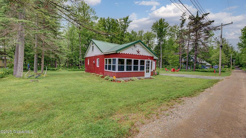 2nd image of 116 Edgemont Drive