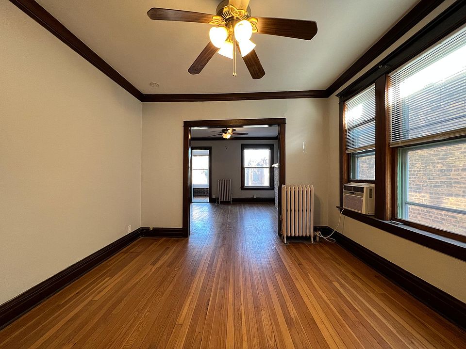 1st image of 4846 N Claremont Ave Unit 1