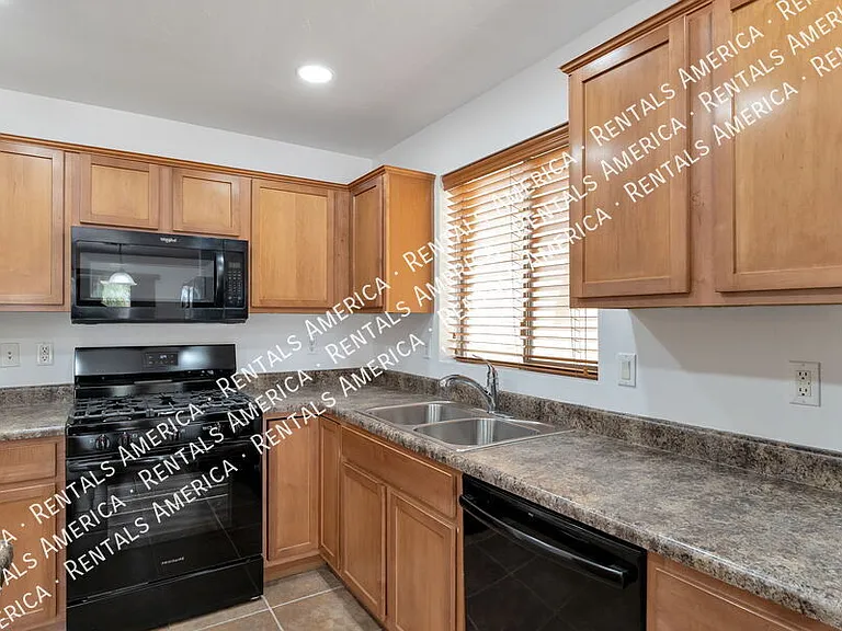 14374 S Camino El Galan — Photo 2