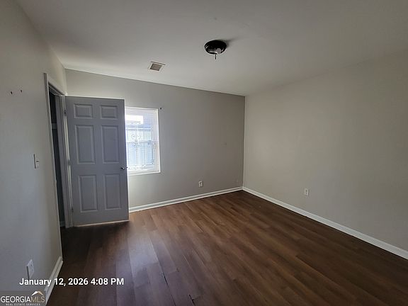 2nd image of 2872 Antioch Rd