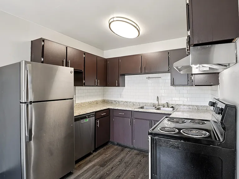 Aspen Townhomes — Photo 26