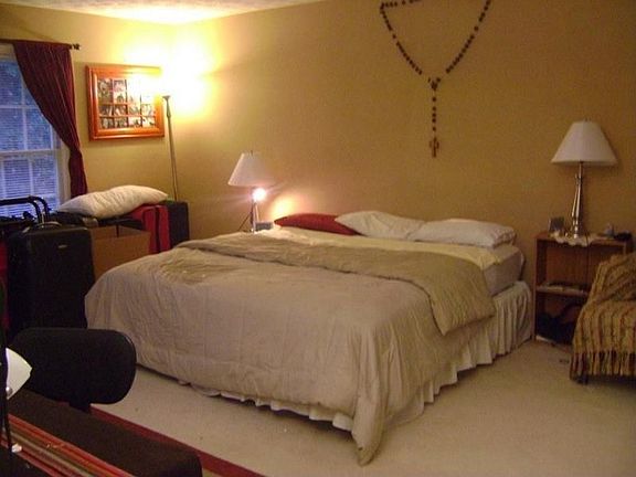 Suit beadroom w/Bathroom