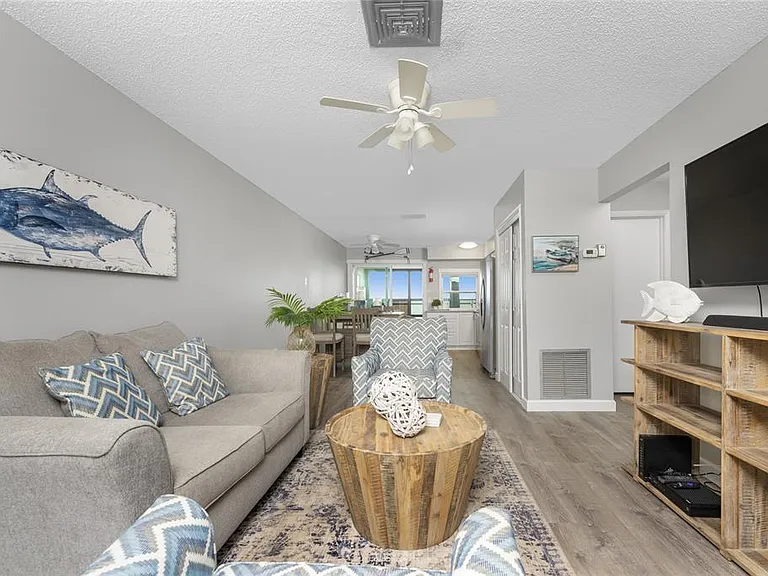 5041 N Beach Rd #4-A — Photo 4