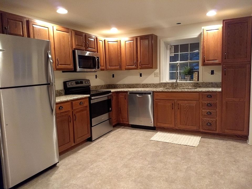 Large eat in kitchen