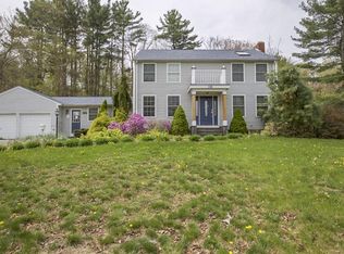 116 Farnum Pike, Smithfield, RI 02917