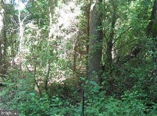 Elm Dr, Colonial Beach, VA 22443