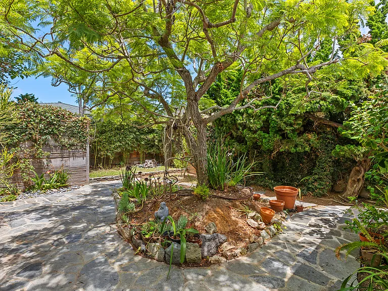 674 E Solana Cir — Photo 25