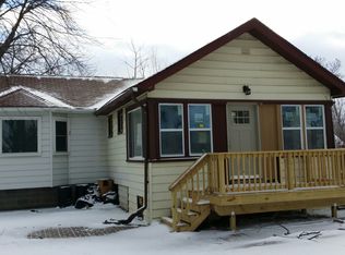 1028 Larchwood Ave, Troy, MI 48083