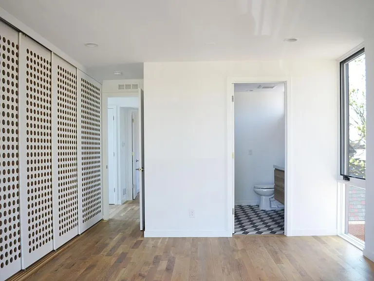 1627 N Gilpin St — Photo 18