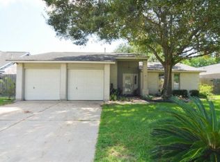 4529 Albatross Dr, Seabrook, TX 77586