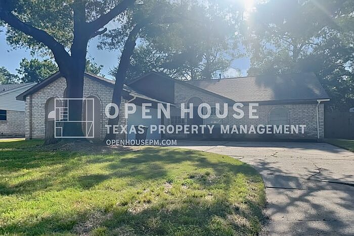 1st image of 3214 Evergreen Glade Dr